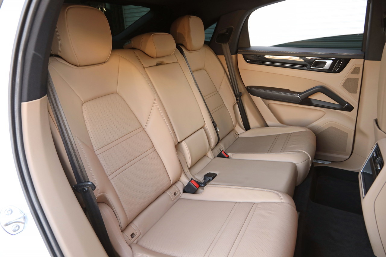 2021 Porsche カイエンクーペ null