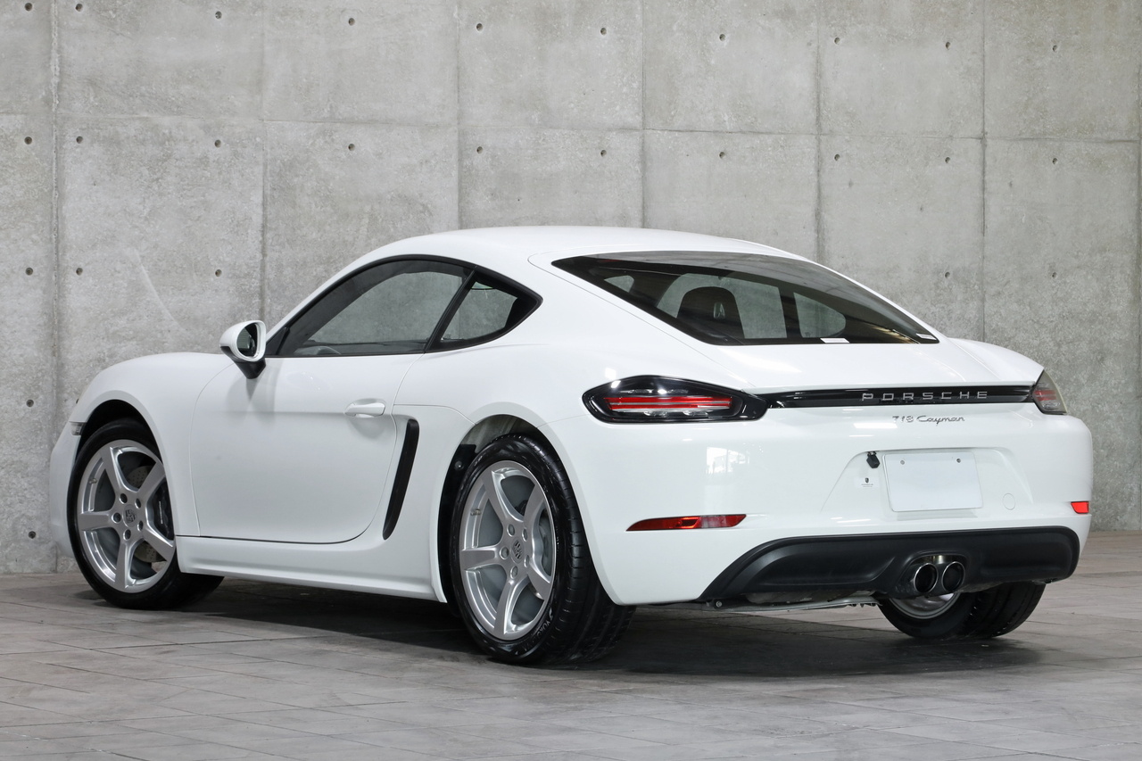 2018 Porsche 718 CAYMAN null