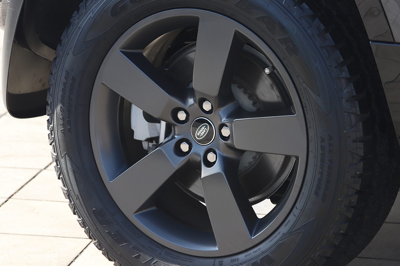 2023 Land Rover DEFENDER 