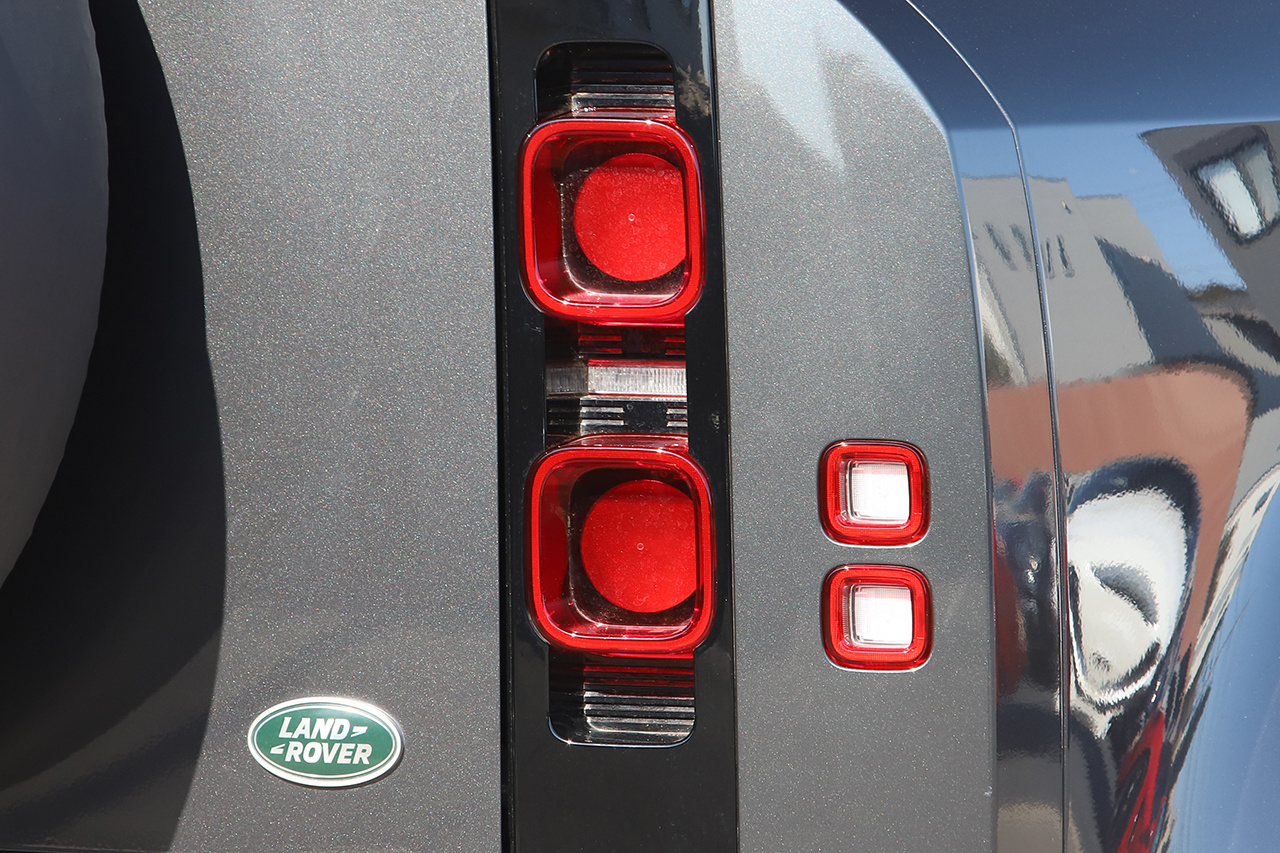 2023 Land Rover DEFENDER 