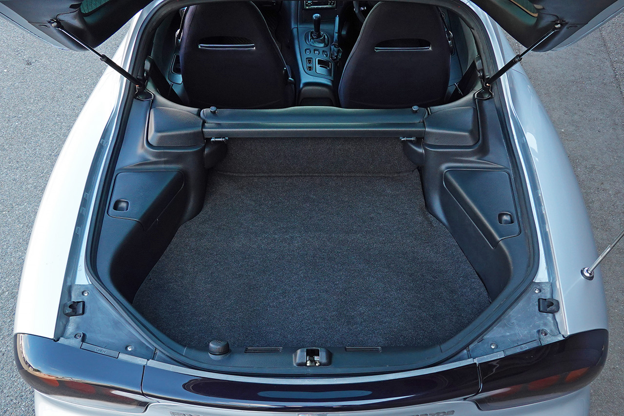 1999 Mazda RX-7 FD3S RX₋7 TYPE RS,  REAmemiya Dolphin Tail Muffler, Worksbell Quick Relase, MOMO Steering Wheel