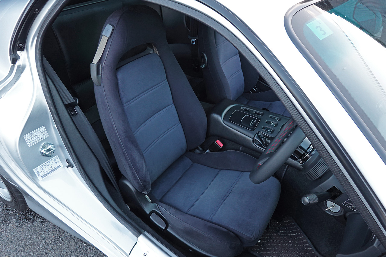 1999 Mazda RX-7 FD3S RX₋7 TYPE RS,  REAmemiya Dolphin Tail Muffler, Worksbell Quick Relase, MOMO Steering Wheel