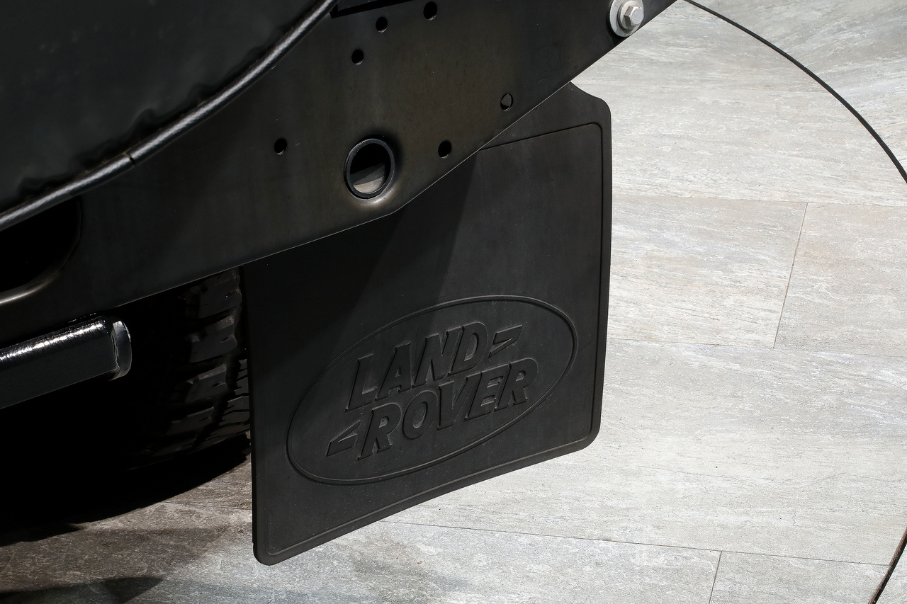 2013 Land Rover DEFENDER null