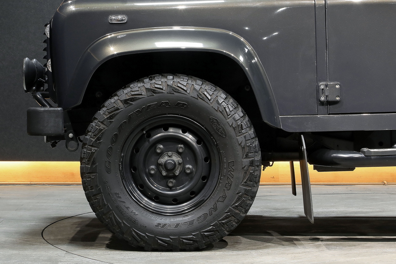 2013 Land Rover DEFENDER null