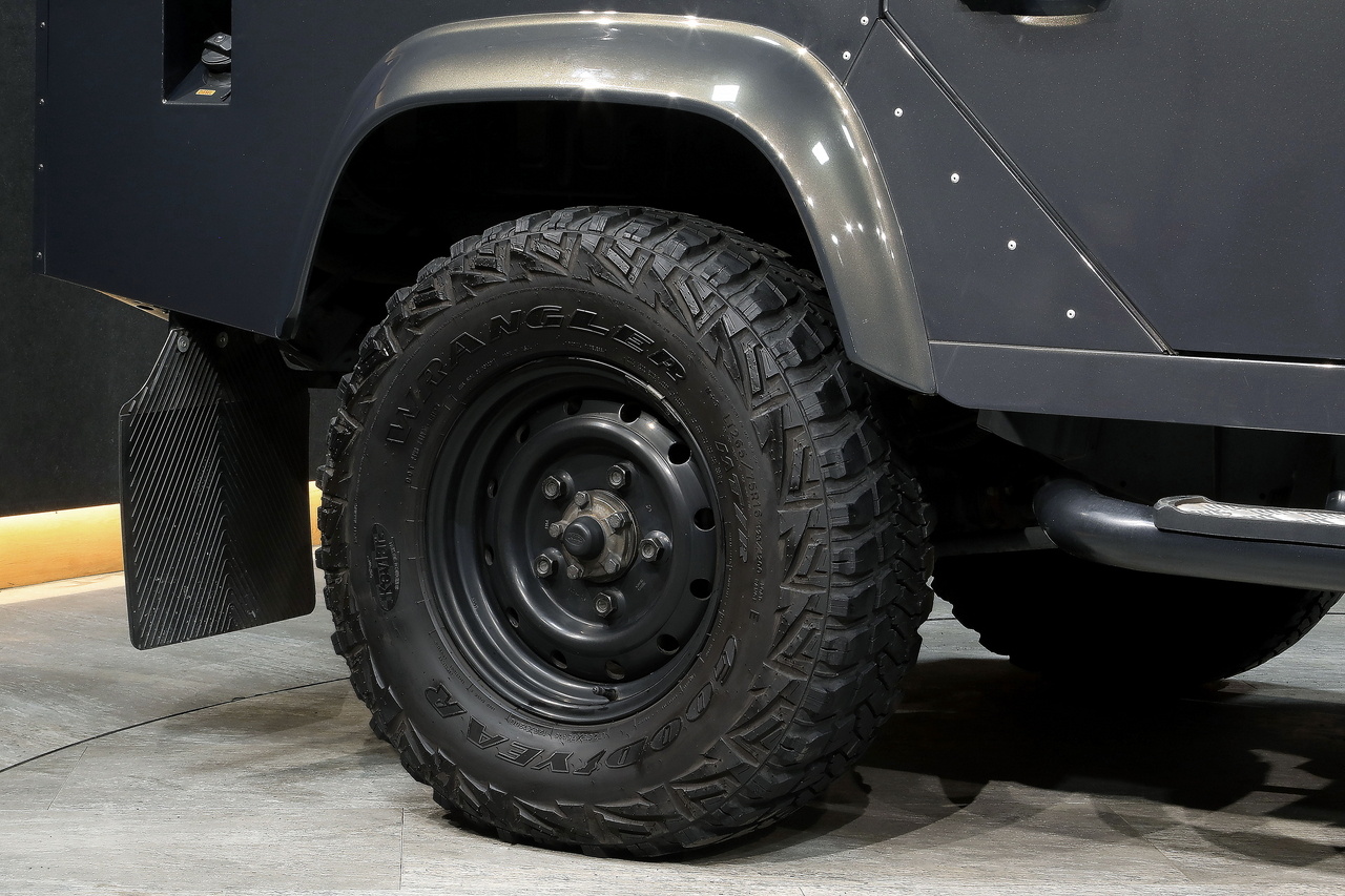 2013 Land Rover DEFENDER null