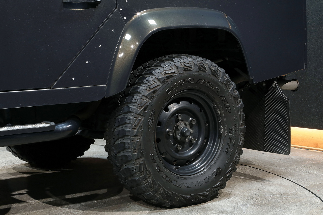 2013 Land Rover DEFENDER null