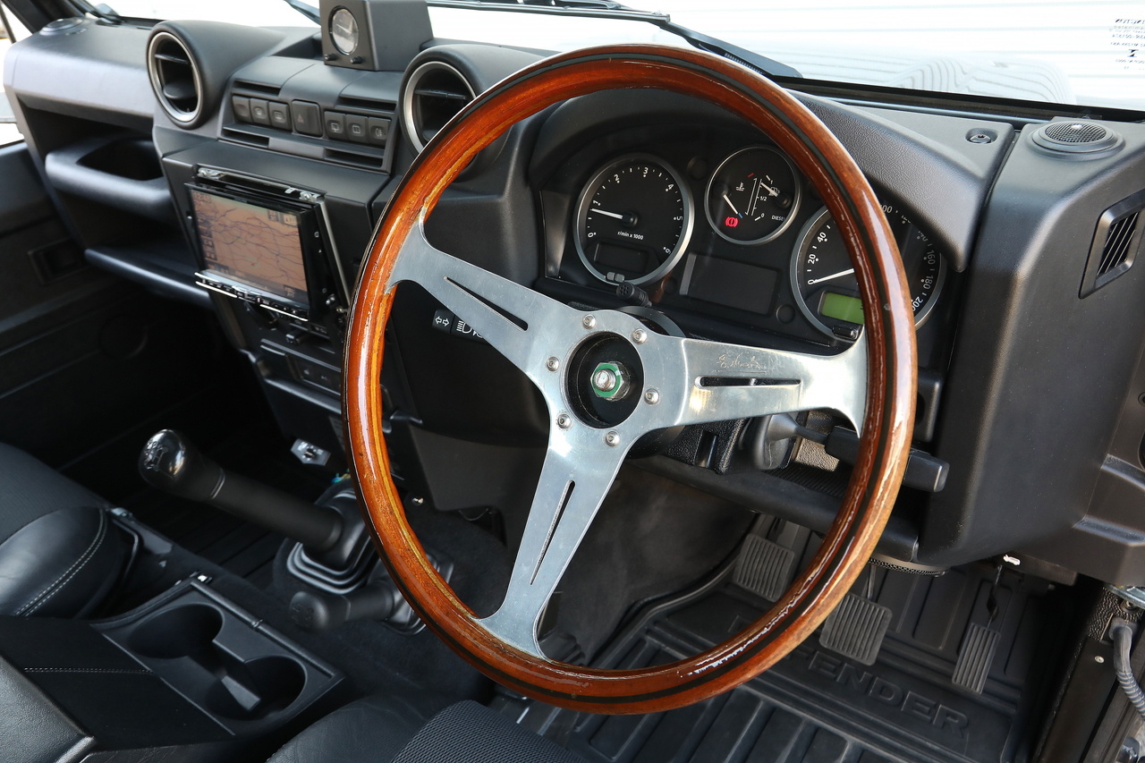 2013 Land Rover DEFENDER null