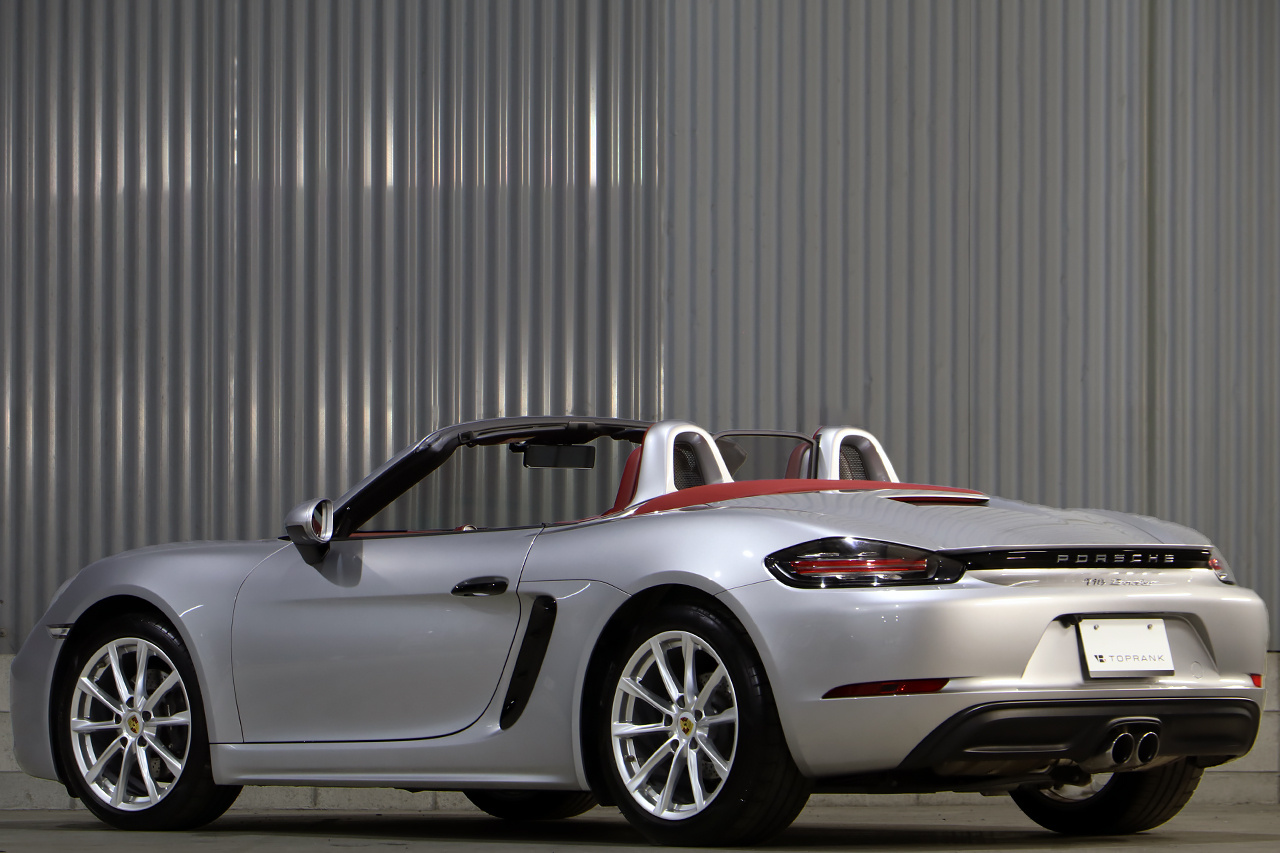 2018 Porsche 718 BOXSTER 