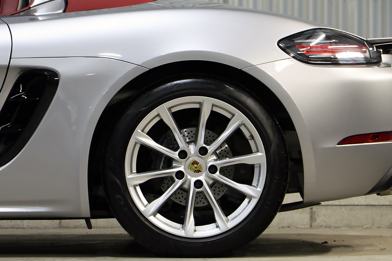 2018 Porsche 718 BOXSTER 