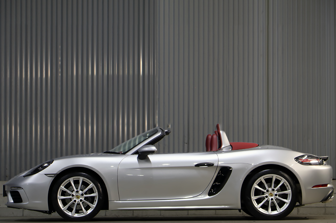 2018 Porsche 718 BOXSTER 