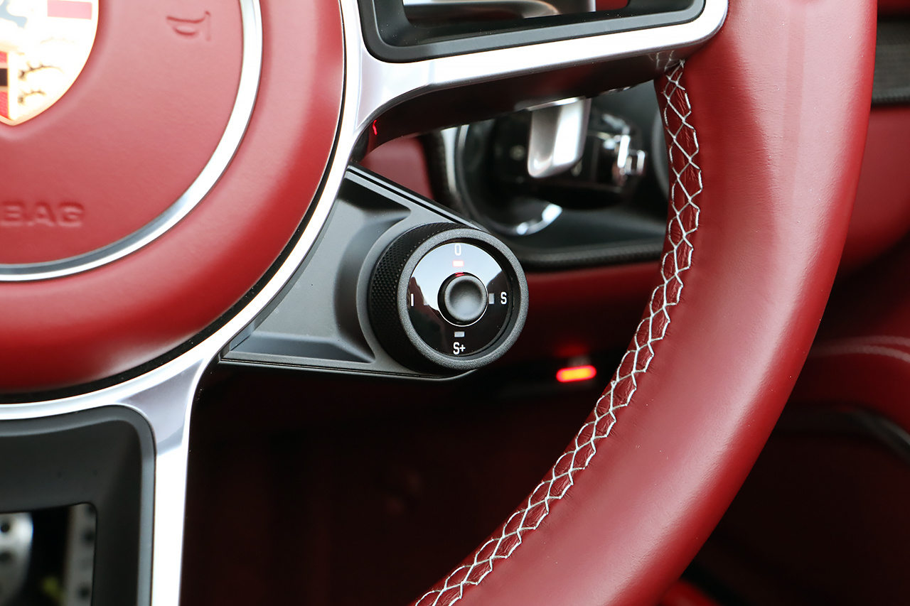 2018 Porsche 718 BOXSTER 