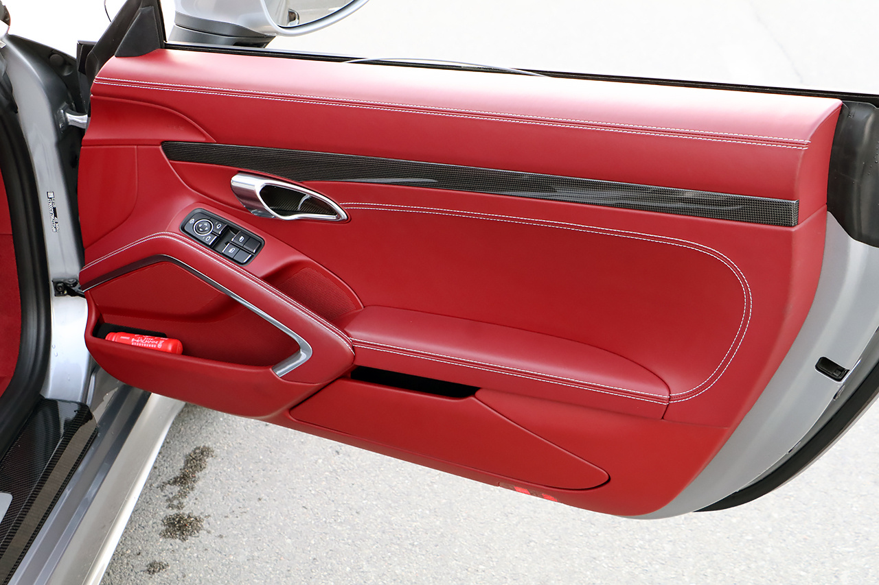 2018 Porsche 718 BOXSTER 