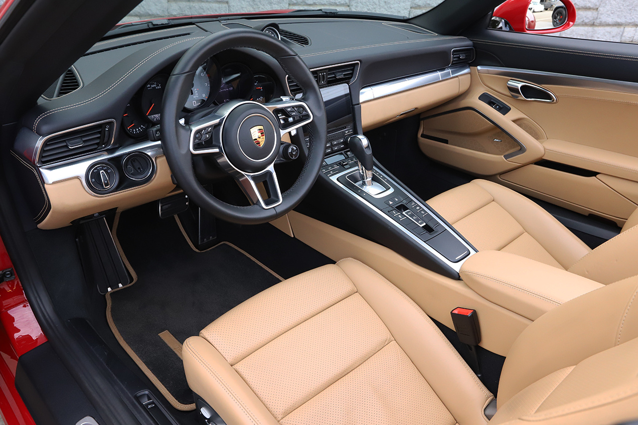 2017 Porsche 911 null