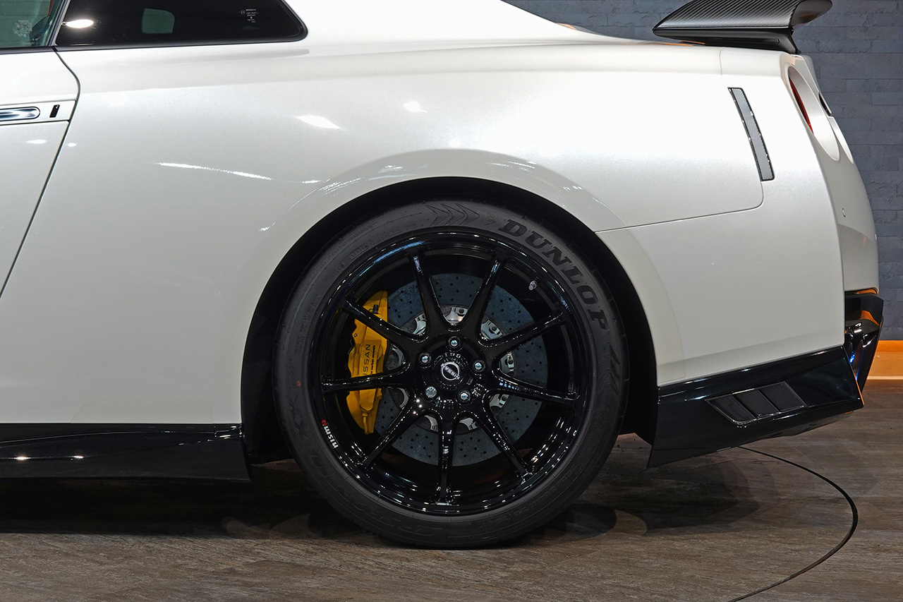 2022 Nissan GT-R R35 GT-R Track edition engineered by NISMO T-Spec, Optional Carbon Back Recaro Seats, NCCB