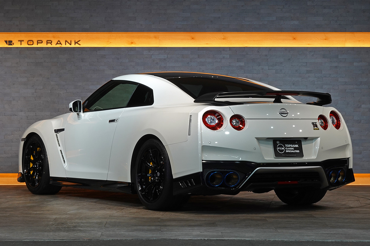 2022 Nissan GT-R R35 GT-R Track edition engineered by NISMO T-Spec, Optional Carbon Back Recaro Seats, NCCB