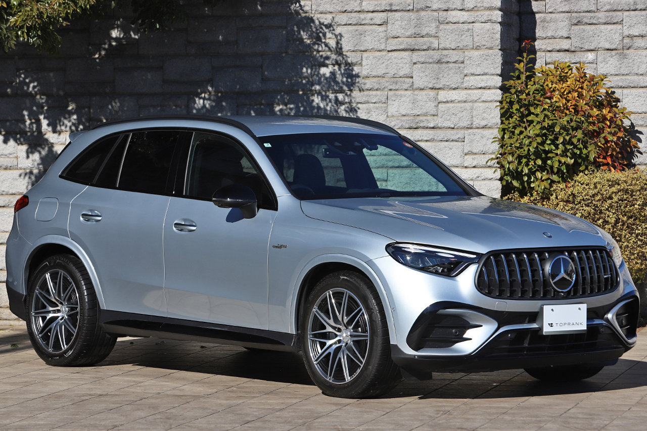 2025 Mercedes-AMG glc-class null