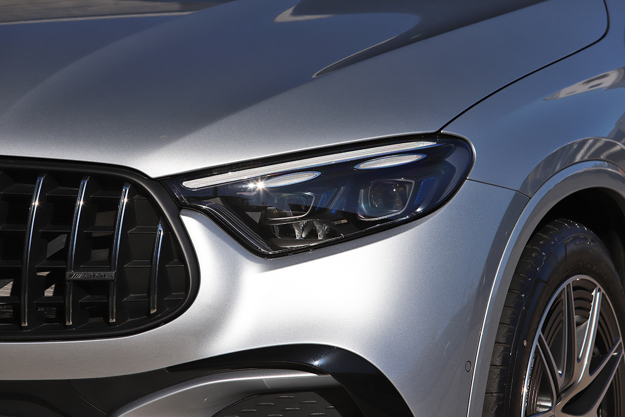 2025 Mercedes-AMG glc-class null