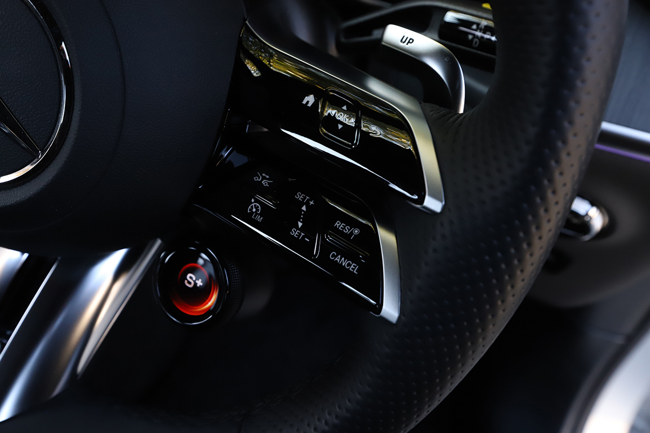 2025 Mercedes-AMG glc-class null