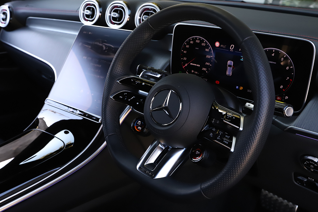 2025 Mercedes-AMG glc-class null