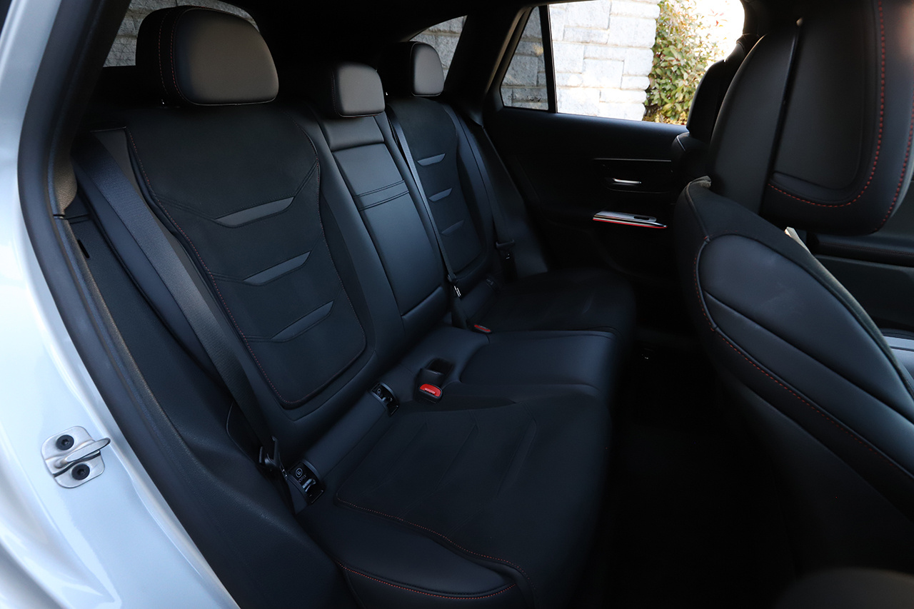 2025 Mercedes-AMG glc-class null