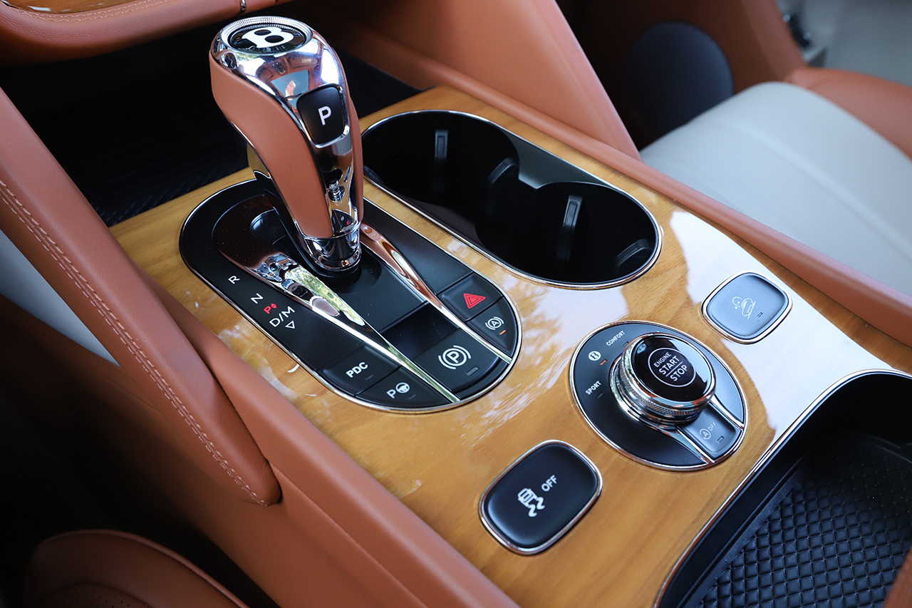 2021 Bentley Bentayga 