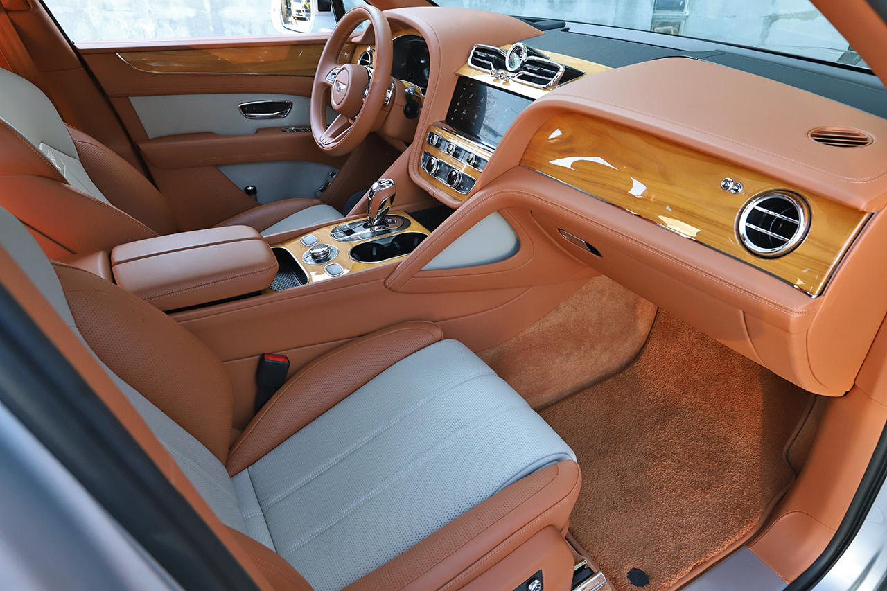 2021 Bentley Bentayga 
