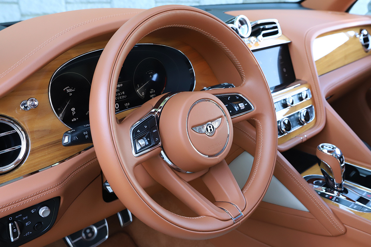 2021 Bentley Bentayga 