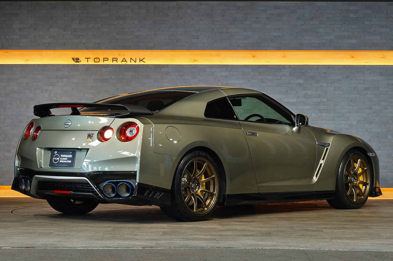 2022 Nissan GT-R R35 GT-R Premium Edition T-Spec, Limited to 100 Units, Special Exterior Color -Millenium Jade-