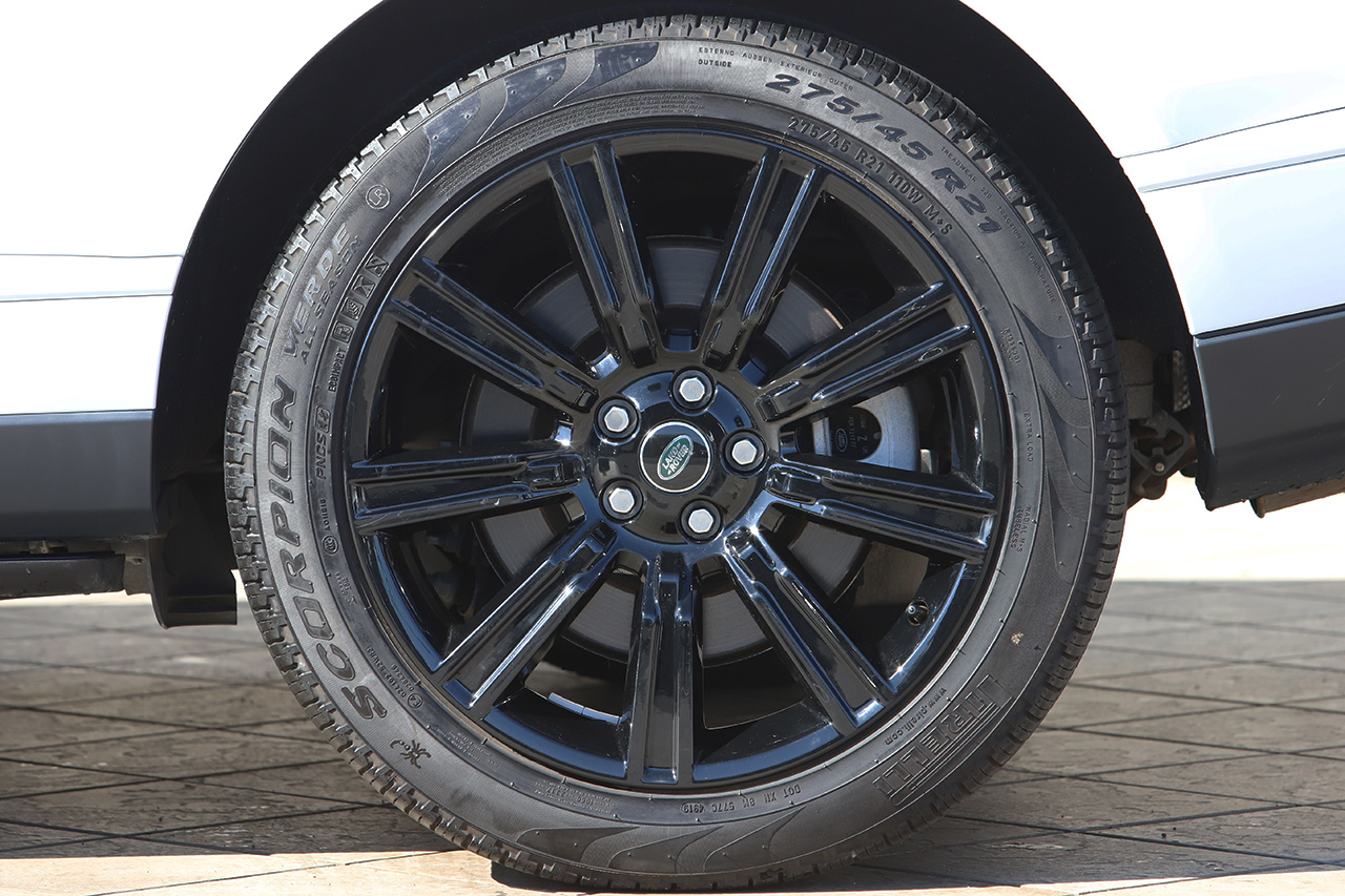 2019 Land Rover RANGE ROVER 