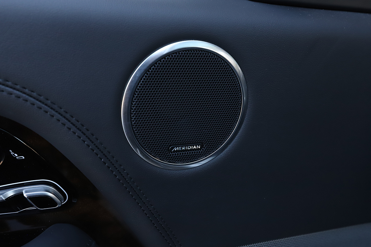 2019 Land Rover RANGE ROVER 