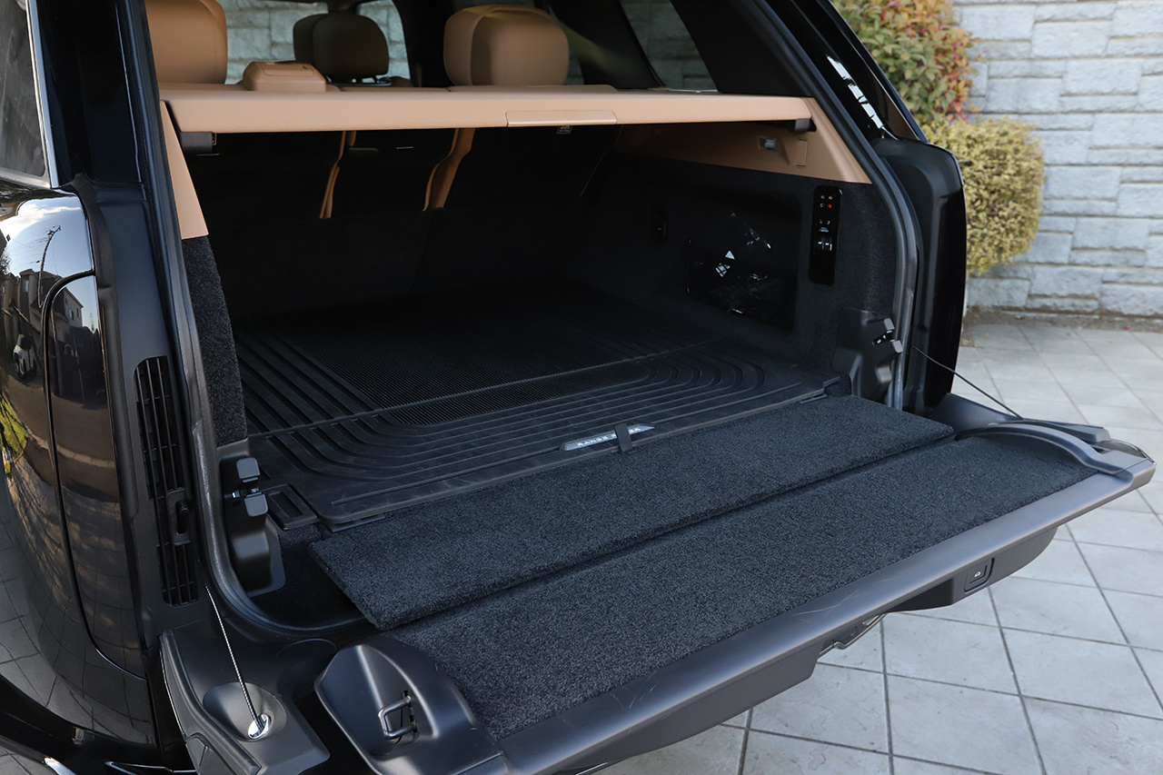 2024 Land Rover RANGE ROVER 