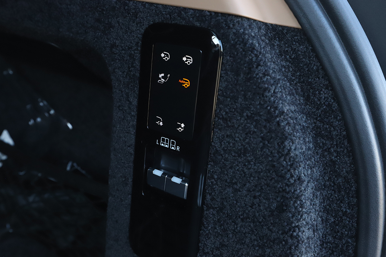 2024 Land Rover RANGE ROVER 