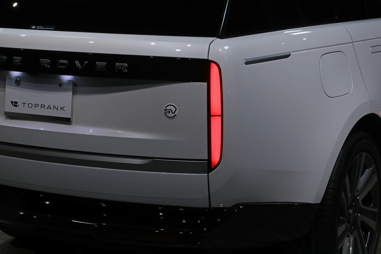 2023 Land Rover RANGE ROVER 