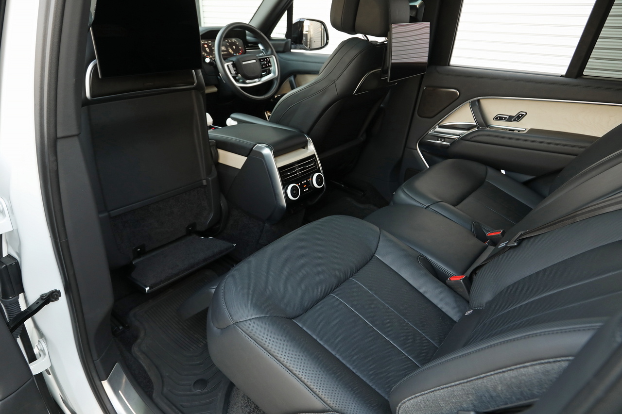 2023 Land Rover RANGE ROVER 