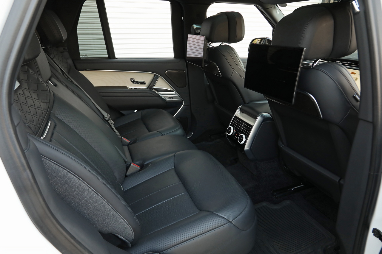 2023 Land Rover RANGE ROVER 