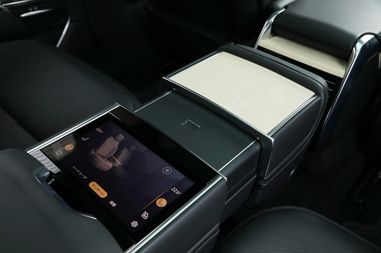 2023 Land Rover RANGE ROVER 