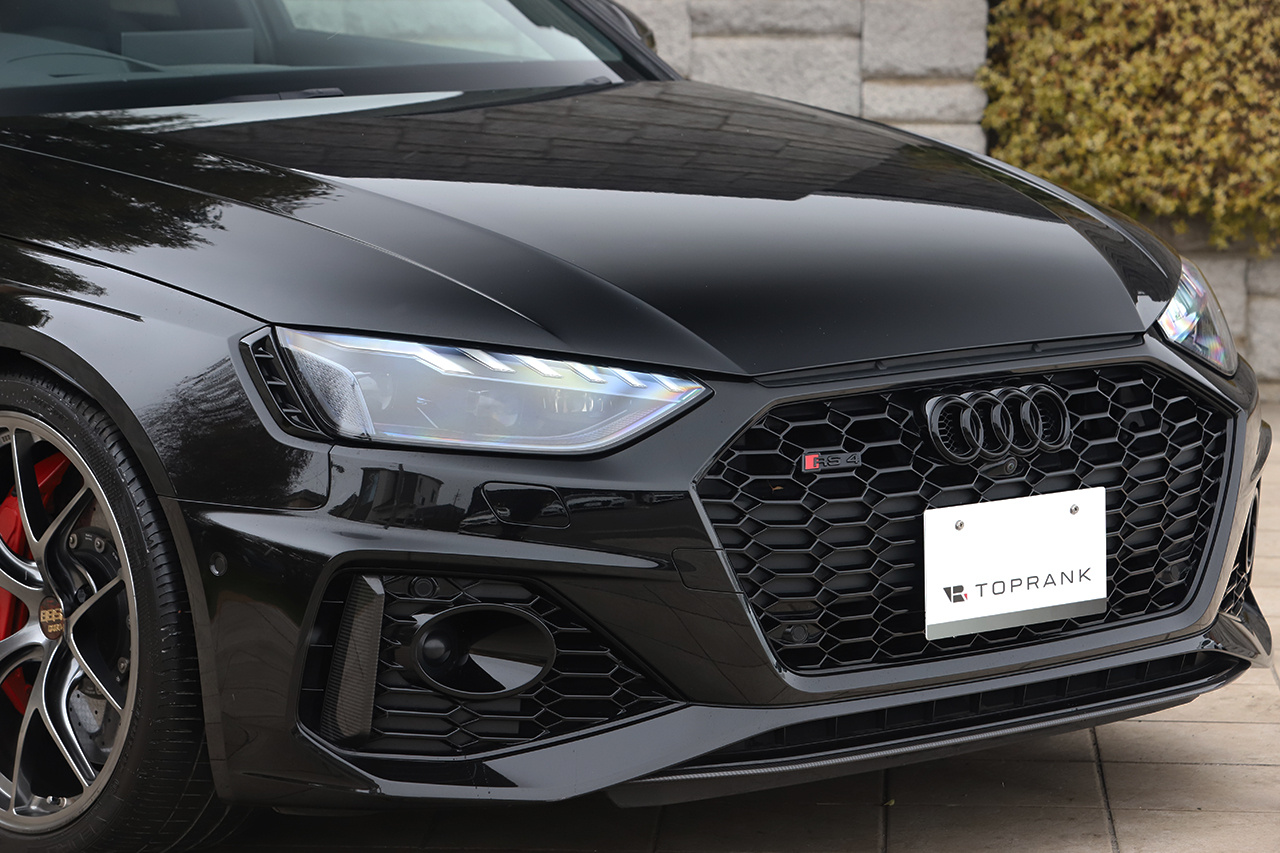 2021 Audi RS4 AVANT 