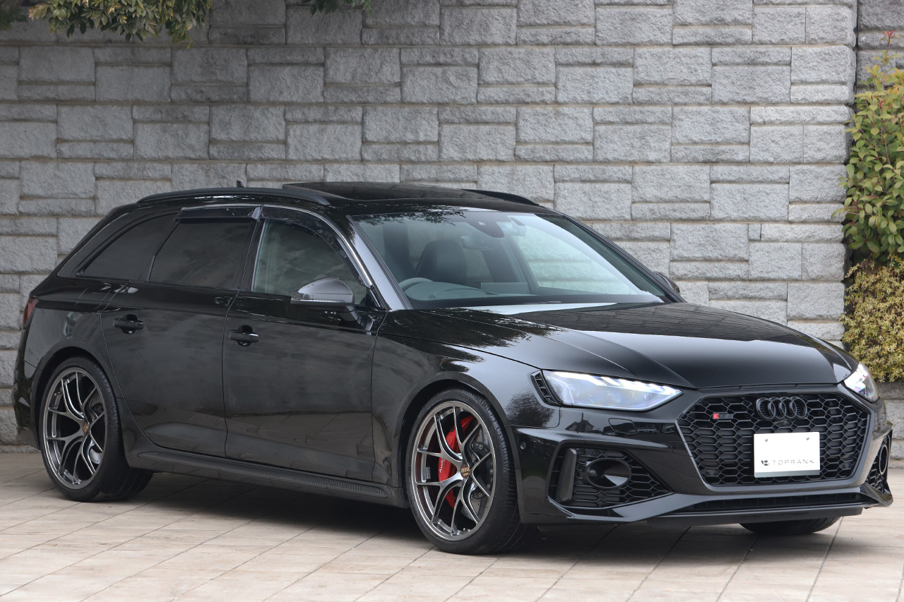 2021 Audi RS4 AVANT 