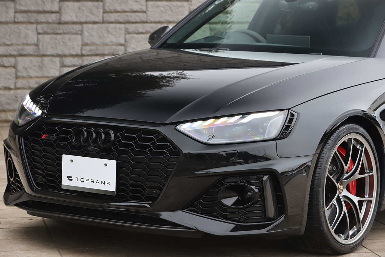 2021 Audi RS4 AVANT 