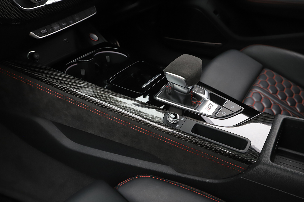 2021 Audi RS4 AVANT 