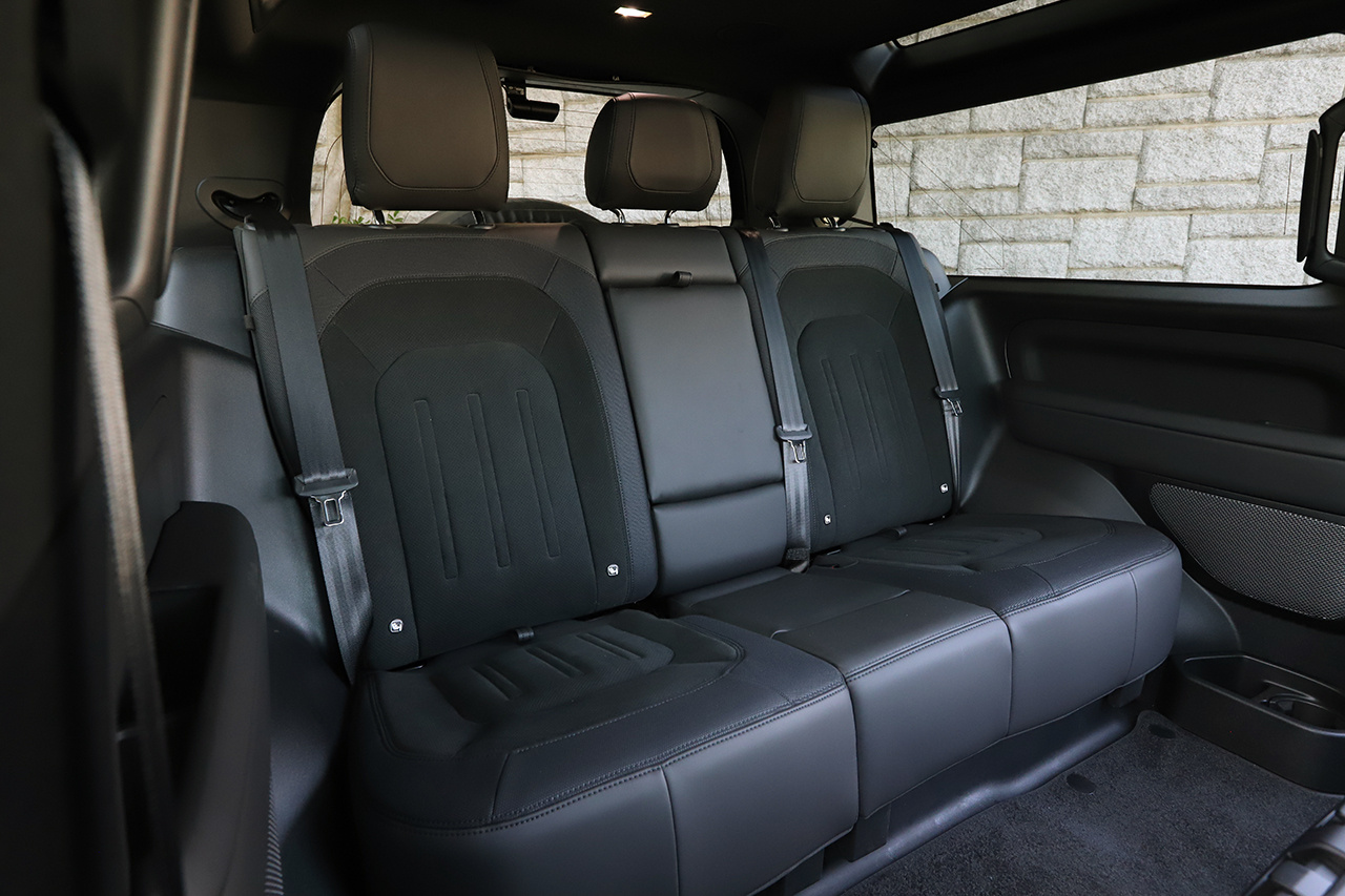 2024 Land Rover DEFENDER 