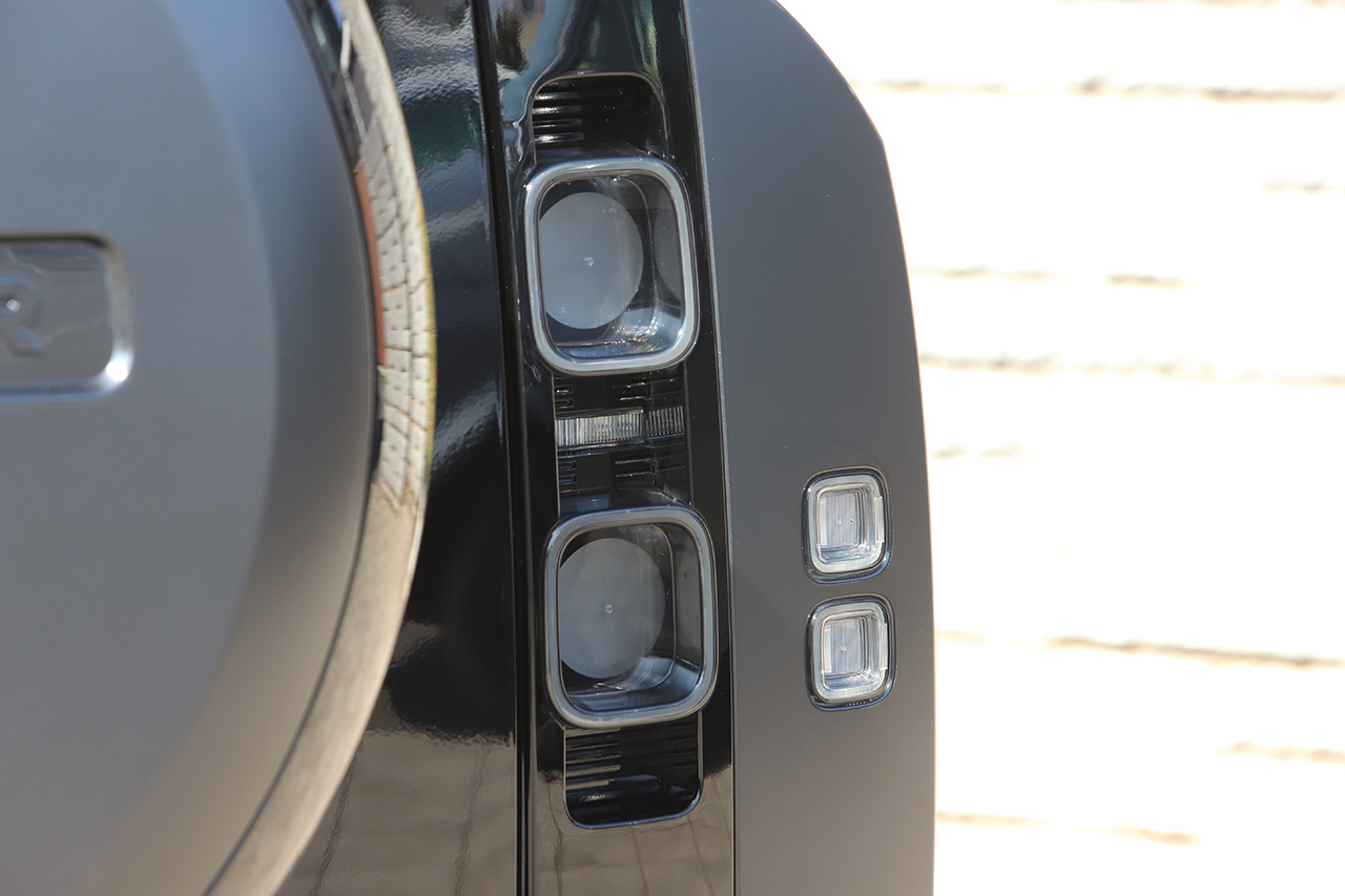 2024 Land Rover DEFENDER 