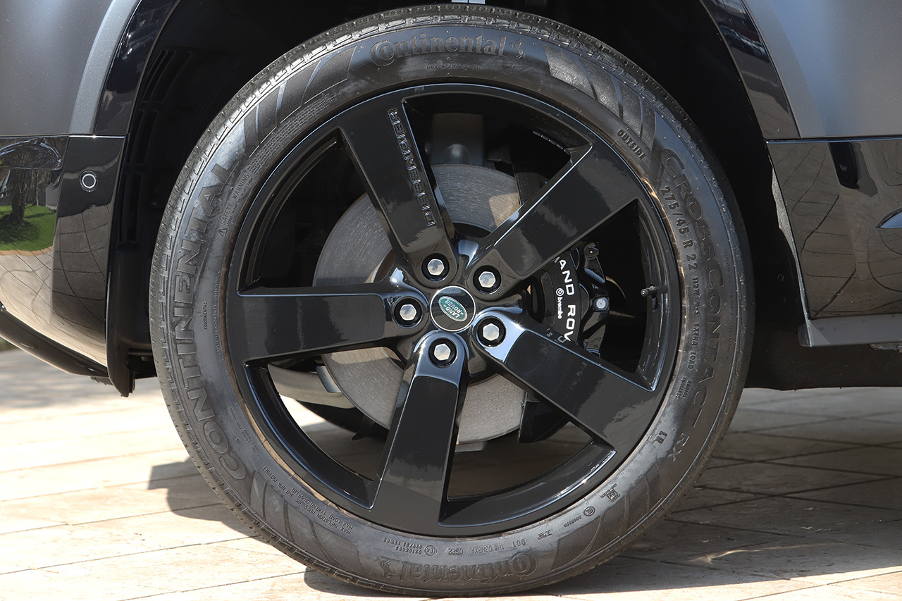 2024 Land Rover DEFENDER 