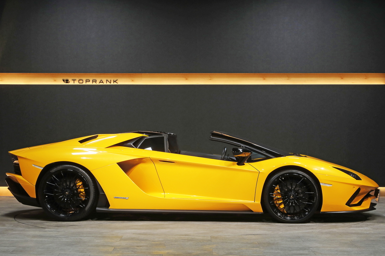 2018 Lamborghini AVENTADOR null