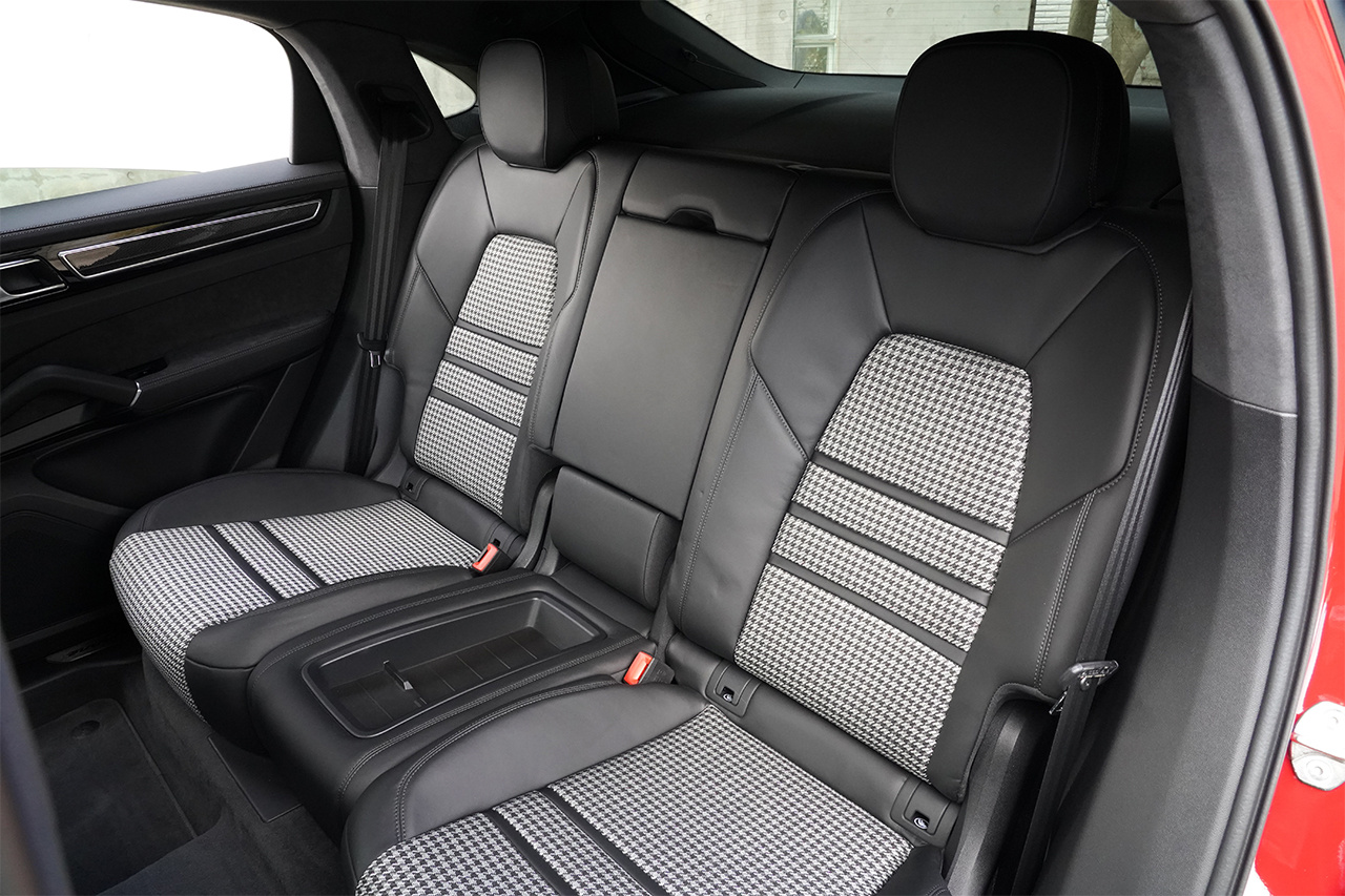 2020 Porsche カイエンクーペ 