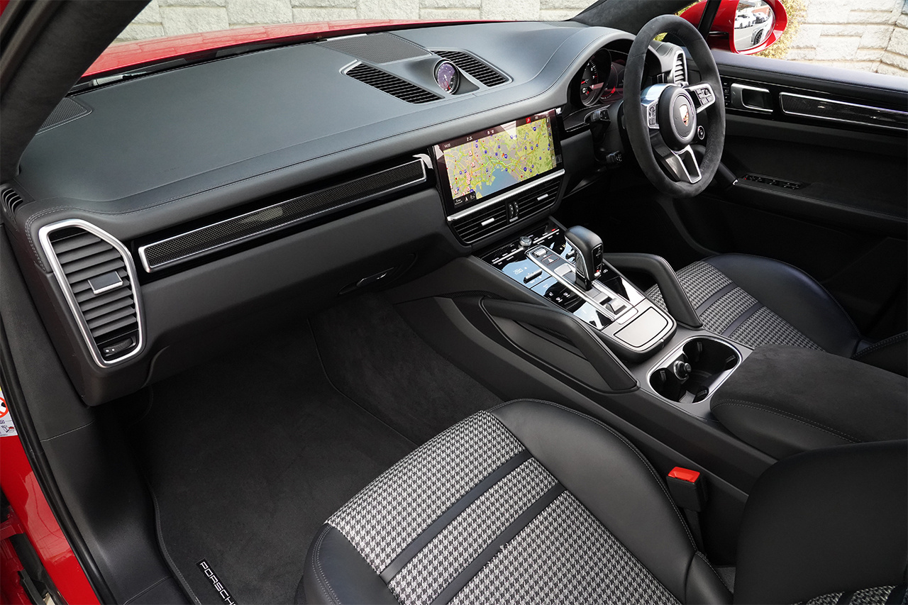 2020 Porsche カイエンクーペ 