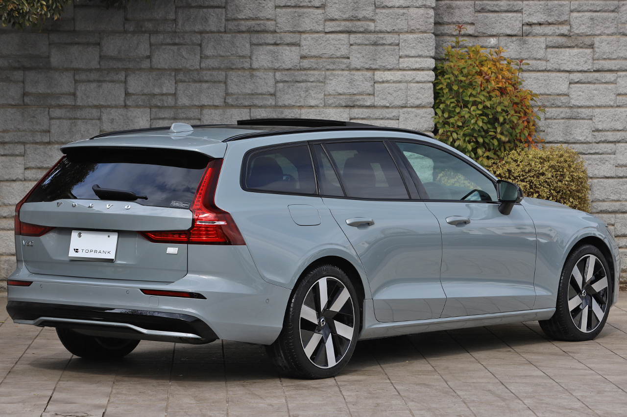 Volvo V60 T6null
