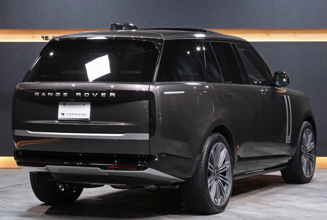 2025 Land Rover RANGE ROVER 