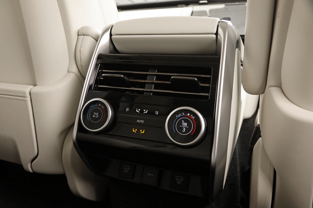 2025 Land Rover RANGE ROVER 