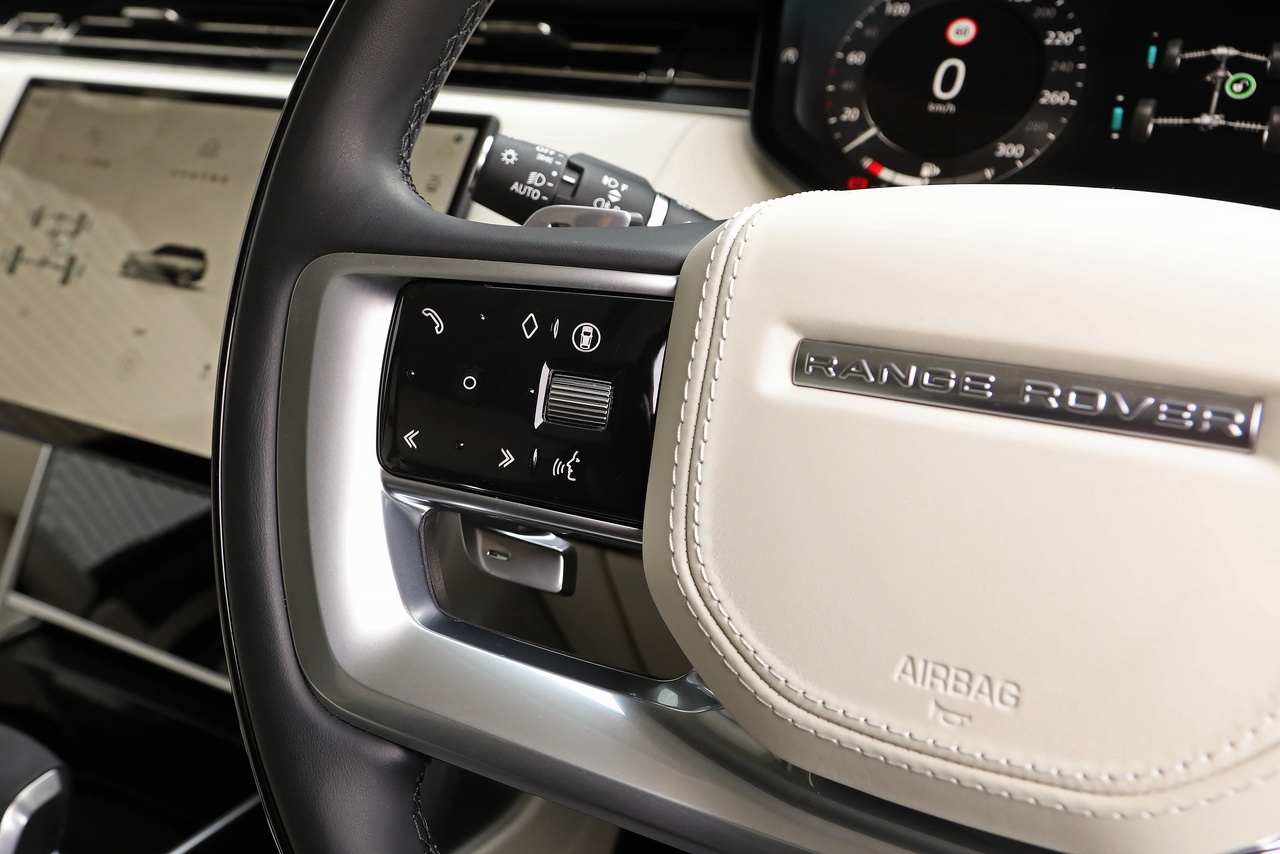 2025 Land Rover RANGE ROVER 